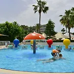호텔 Seaden Corolla 4*