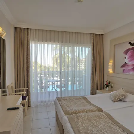 Seaden Corolla 4* סייד