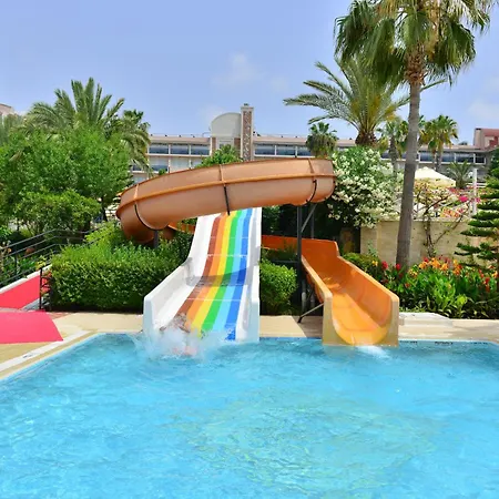 Seaden Corolla מלון 4*