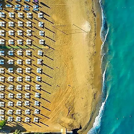 Seaden Corolla Hotel 4*