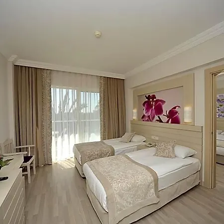 Seaden Corolla Hotel