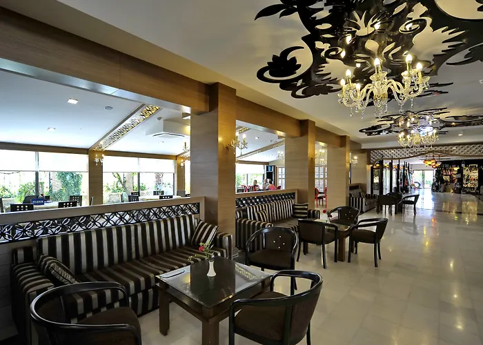 Hotel Seaden Corolla Side