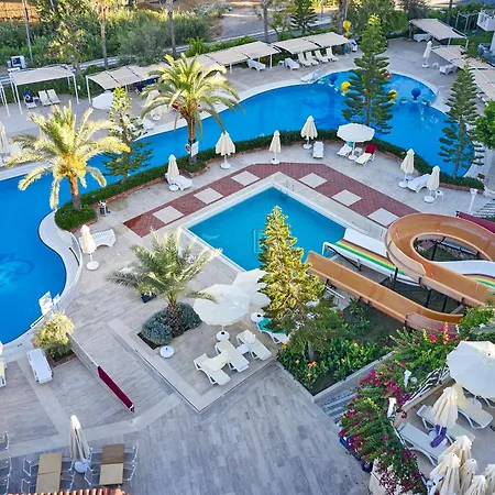 Seaden Corolla Szálloda Side