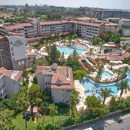 Szálloda Seaden Corolla 4*