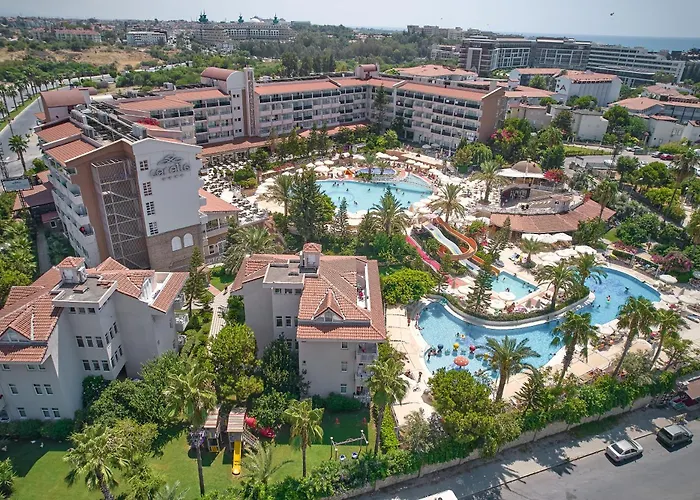 Szálloda Seaden Corolla 4*