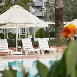 Seaden Corolla Hotel Side