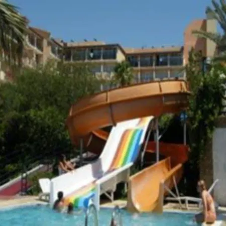 Seaden Corolla Hotel